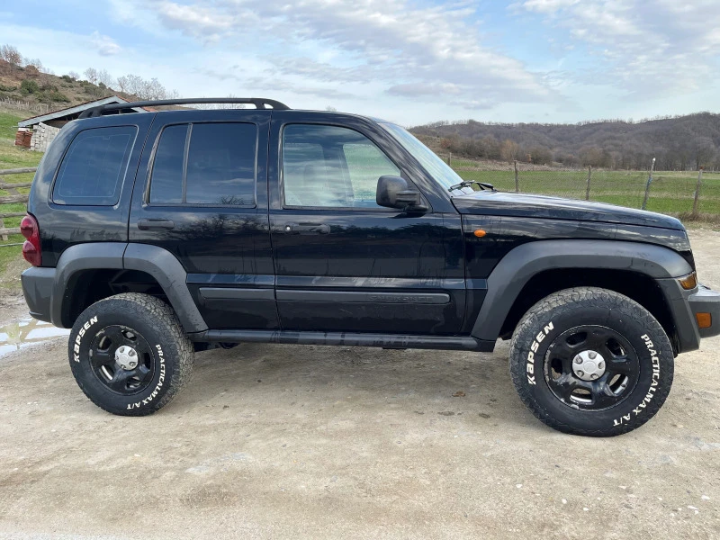 Jeep Cherokee 2.8 crd, снимка 3 - Автомобили и джипове - 47347028