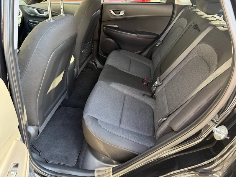Hyundai Kona * * * ОФЕРТА* * * EV-64KW Facelift CarPlay, снимка 14 - Автомобили и джипове - 51037781