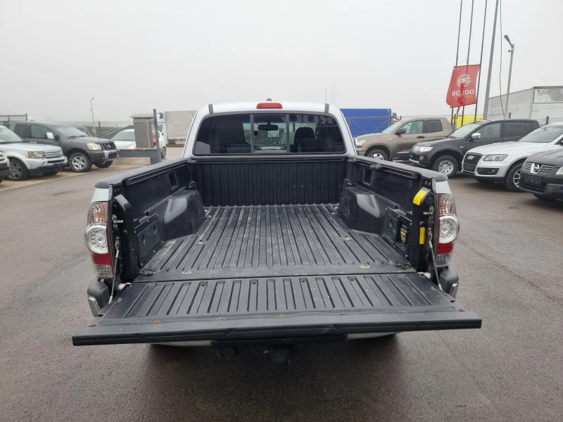 Toyota Tacoma 4.0I TRD, снимка 13 - Автомобили и джипове - 53035635