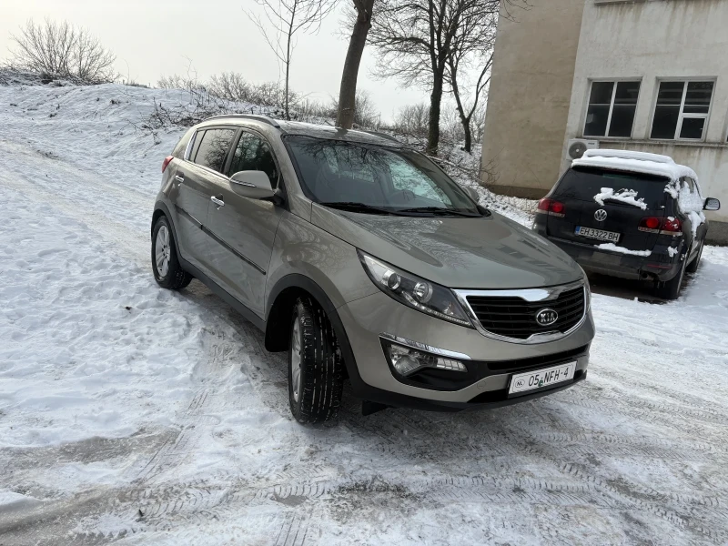 Kia Sportage 2000 бензин, снимка 2 - Автомобили и джипове - 53088402