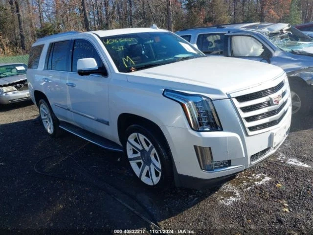 Cadillac Escalade, снимка 1 - Автомобили и джипове - 49082820