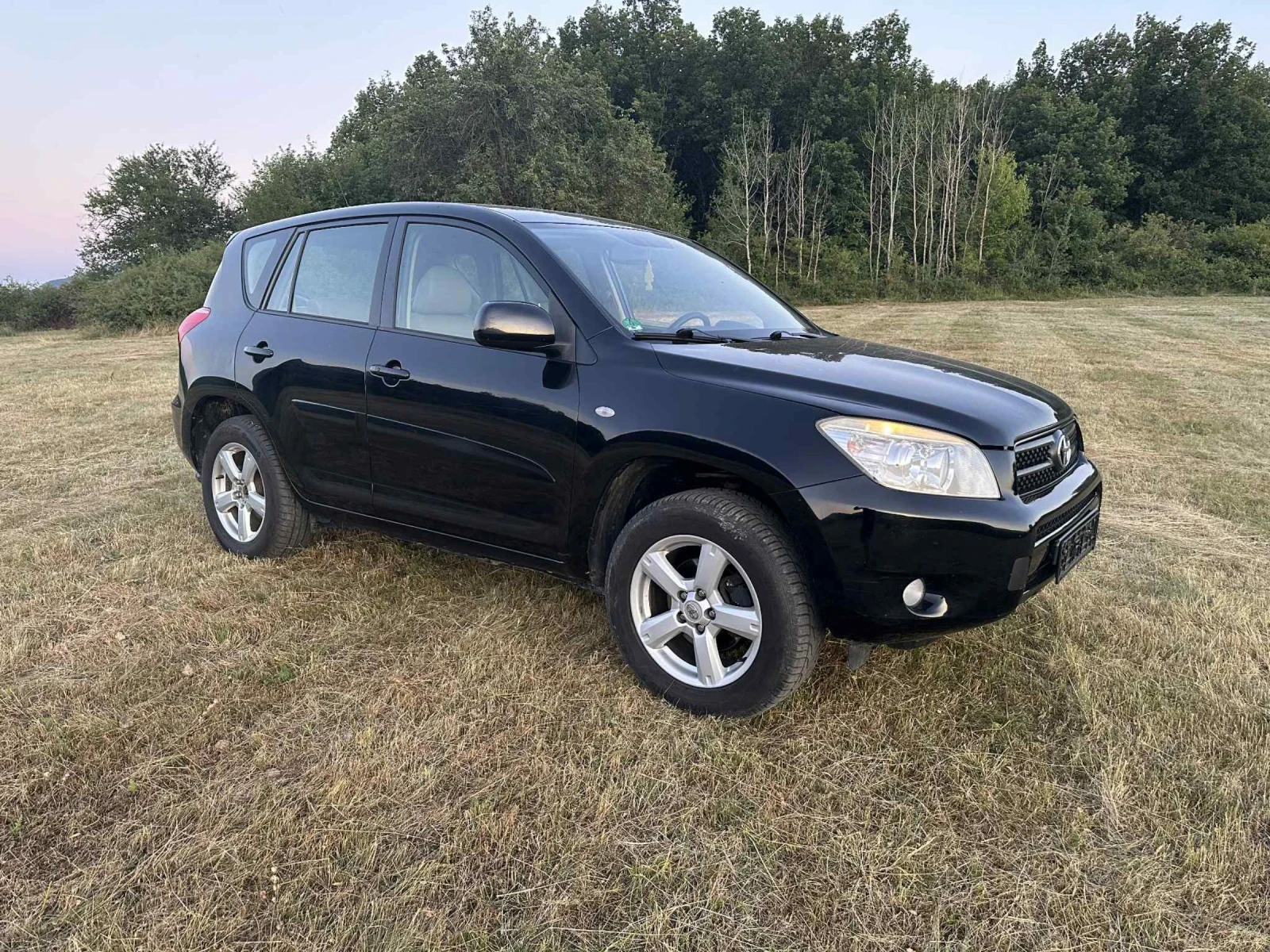 Toyota Rav4 VVt-i 4x4 - изображение 3