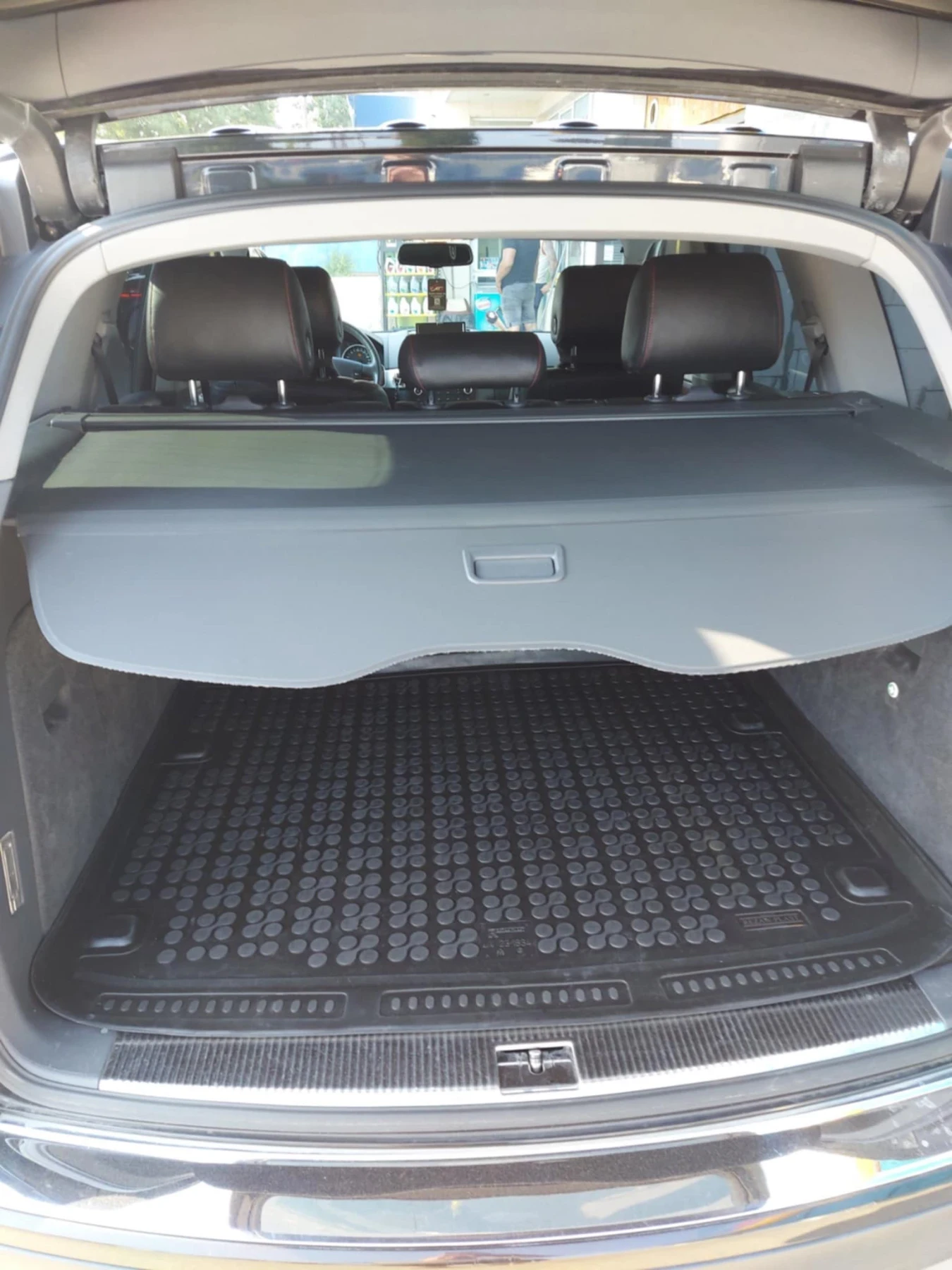 VW Touareg  - изображение 7