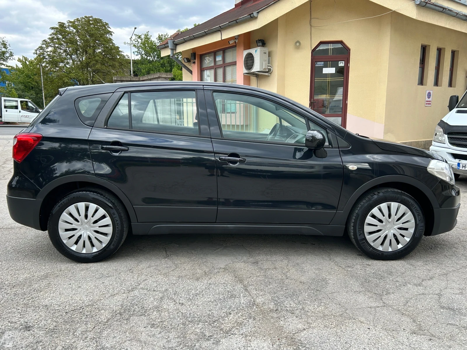 Suzuki SX4 S-Cross 1.6i 120k.c. CROSS  - изображение 4