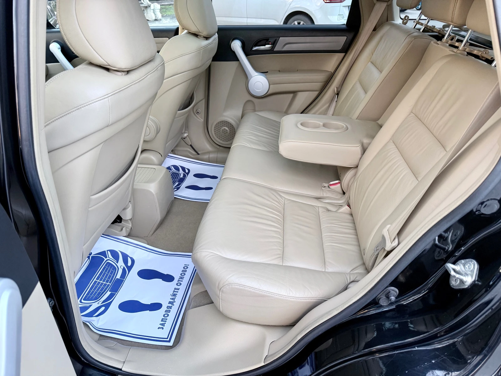 Honda Cr-v 2.2i-CTDi* 140k.c.Executive* 4Х4* Navi* Кожа* Лизи, снимка 8 - Автомобили и джипове - 54118039