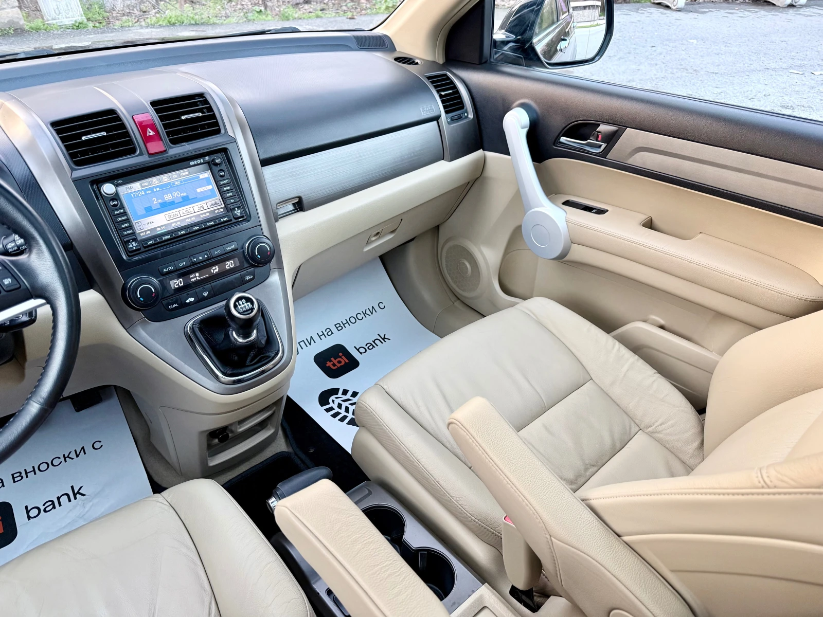 Honda Cr-v 2.2i-CTDi* 140k.c.Executive* 4Х4* Navi* Кожа* Лизи, снимка 12 - Автомобили и джипове - 54118039