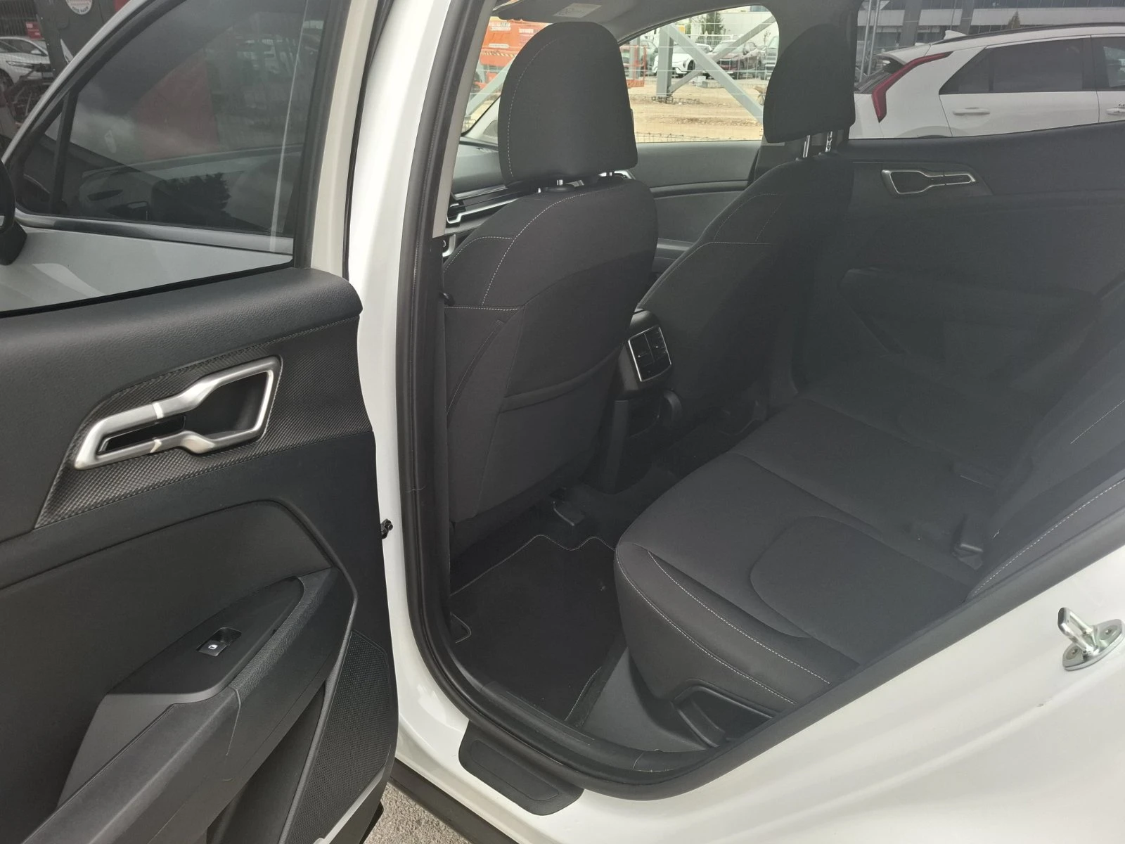 Kia Sportage 1.6 crdi  | Mobile.bg � ����������� 7