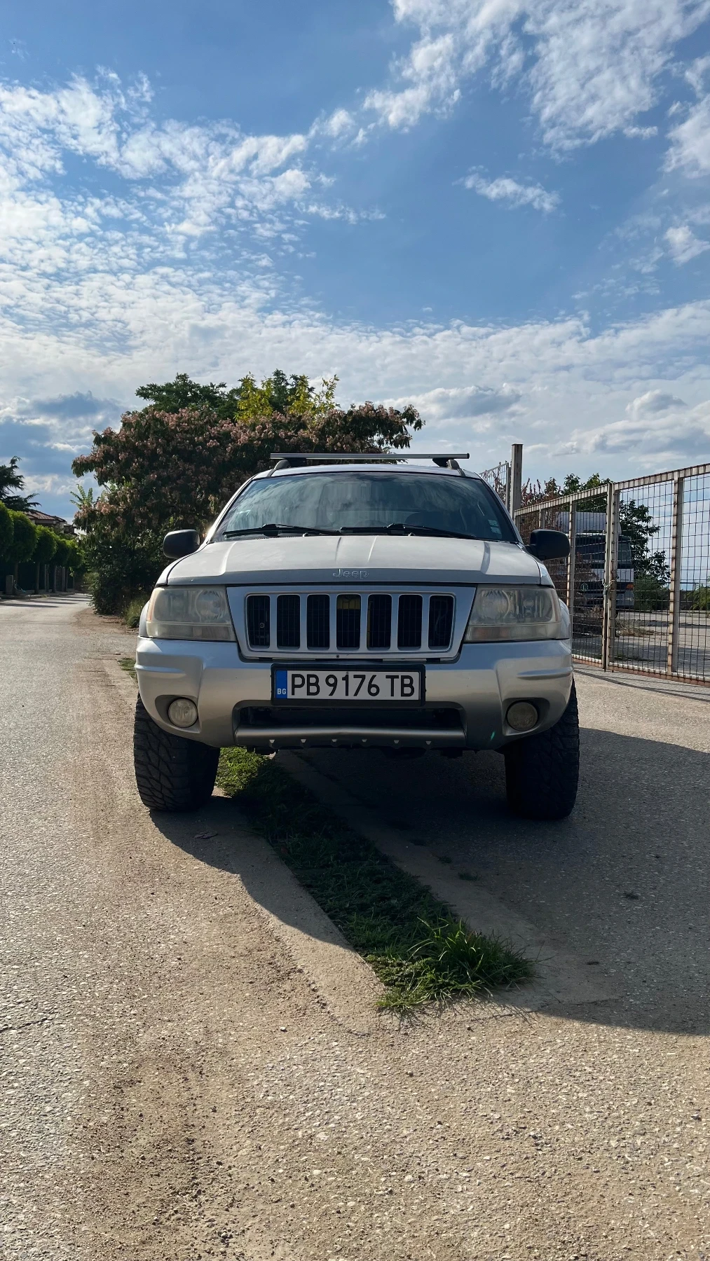 Jeep Cherokee