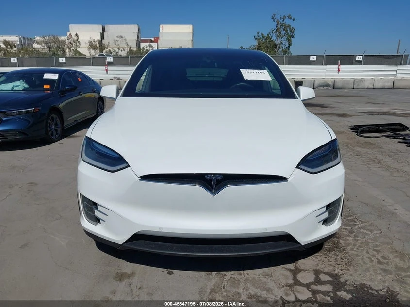 Tesla Model X 90D AWD, снимка 13 - Автомобили и джипове - 55893478