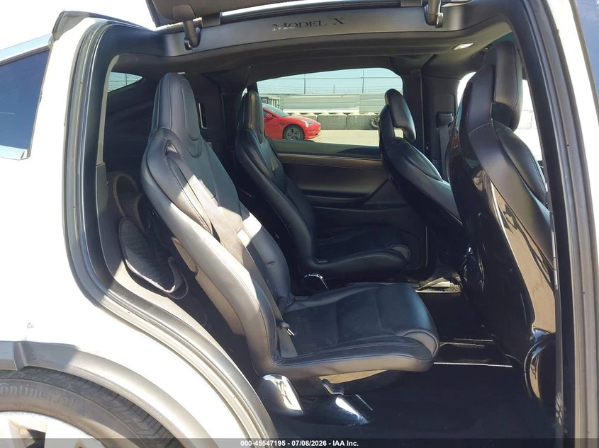 Tesla Model X 90D AWD, снимка 8 - Автомобили и джипове - 55893478