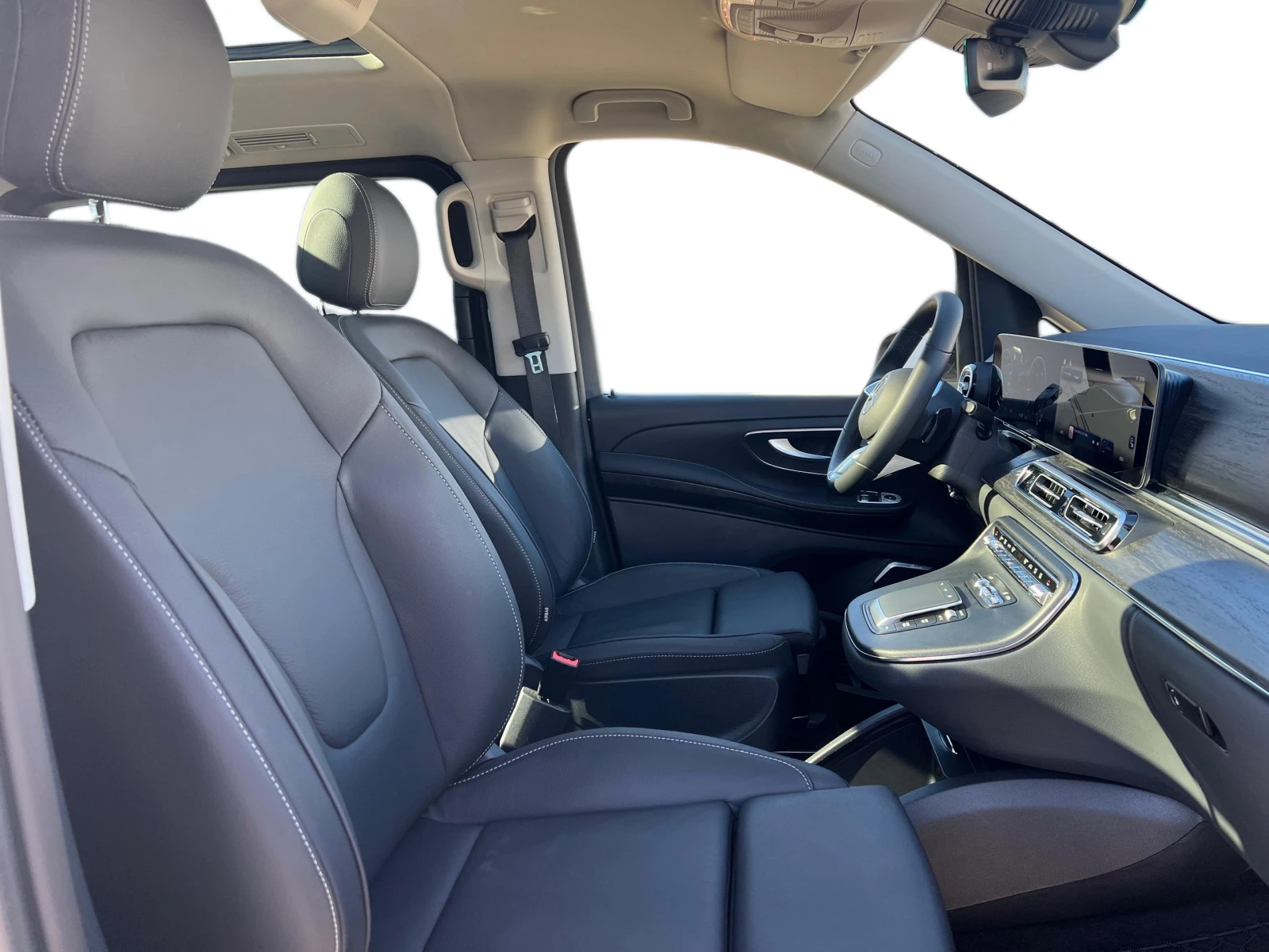 Mercedes-Benz V 300 d 4M AVG Long, снимка 11 - Бусове и автобуси - 54224135