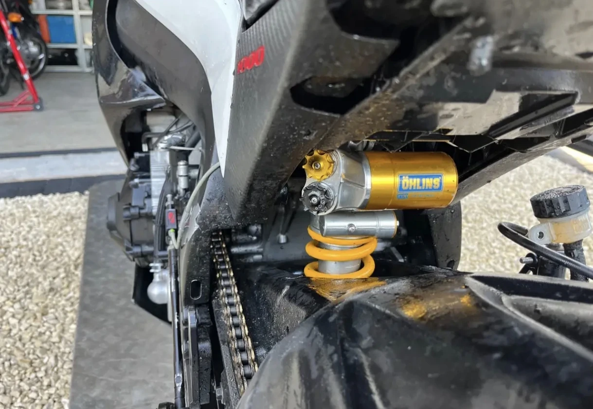 Suzuki Gsxr 1000 BITUBO OHLINS BREMBO - изображение 3