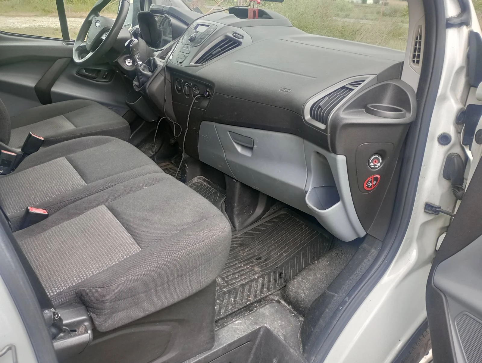 Кемпер Ford Custom 2.2 LONG, снимка 9 - Каравани и кемпери - 54384242
