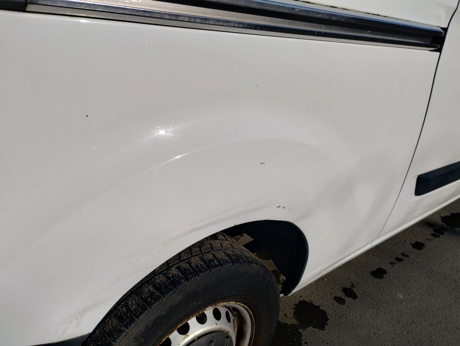Кемпер Ford Custom 2.2 LONG, снимка 4 - Каравани и кемпери - 54384242
