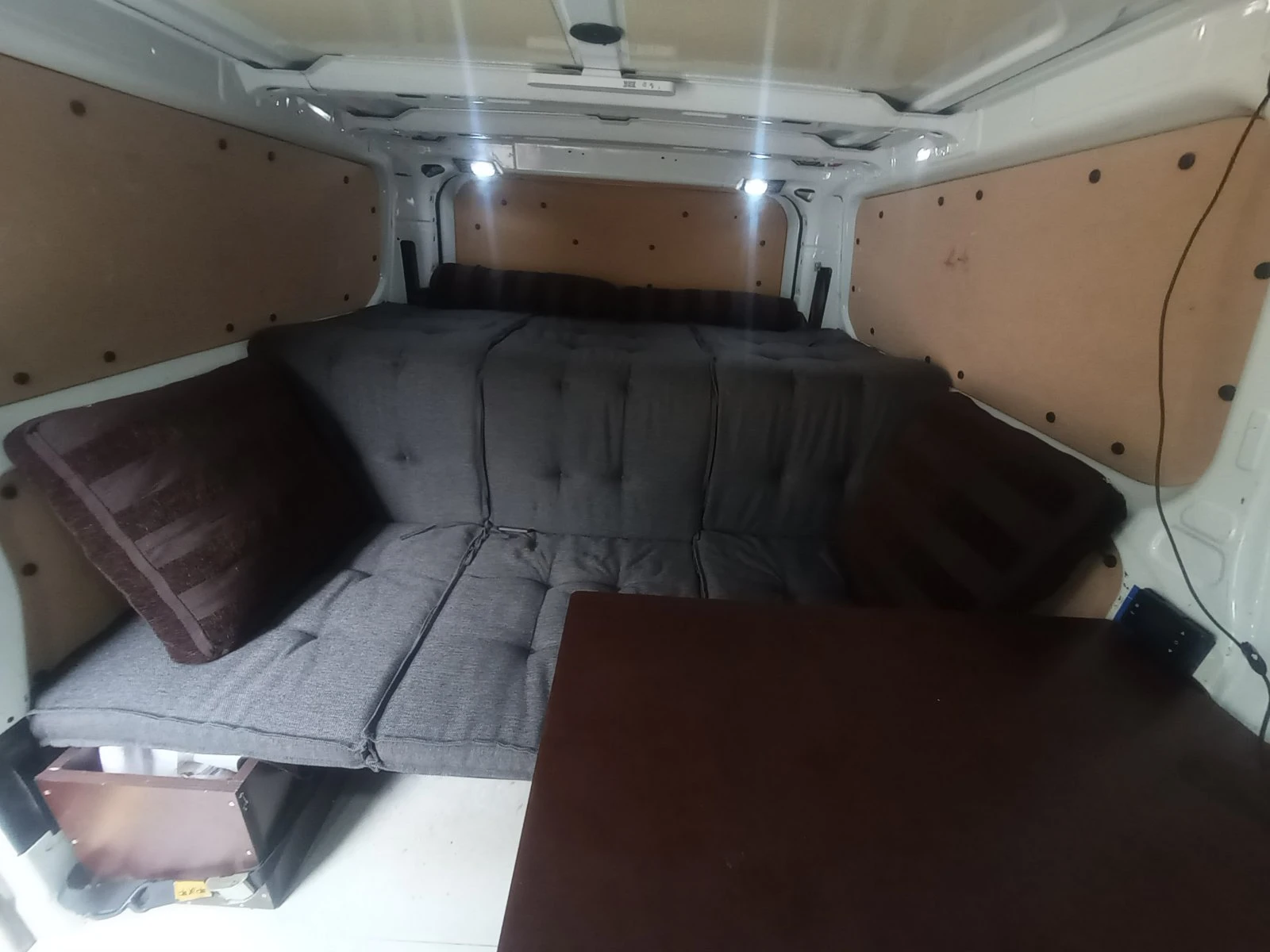 Кемпер Ford Custom 2.2 LONG, снимка 14 - Каравани и кемпери - 54384242