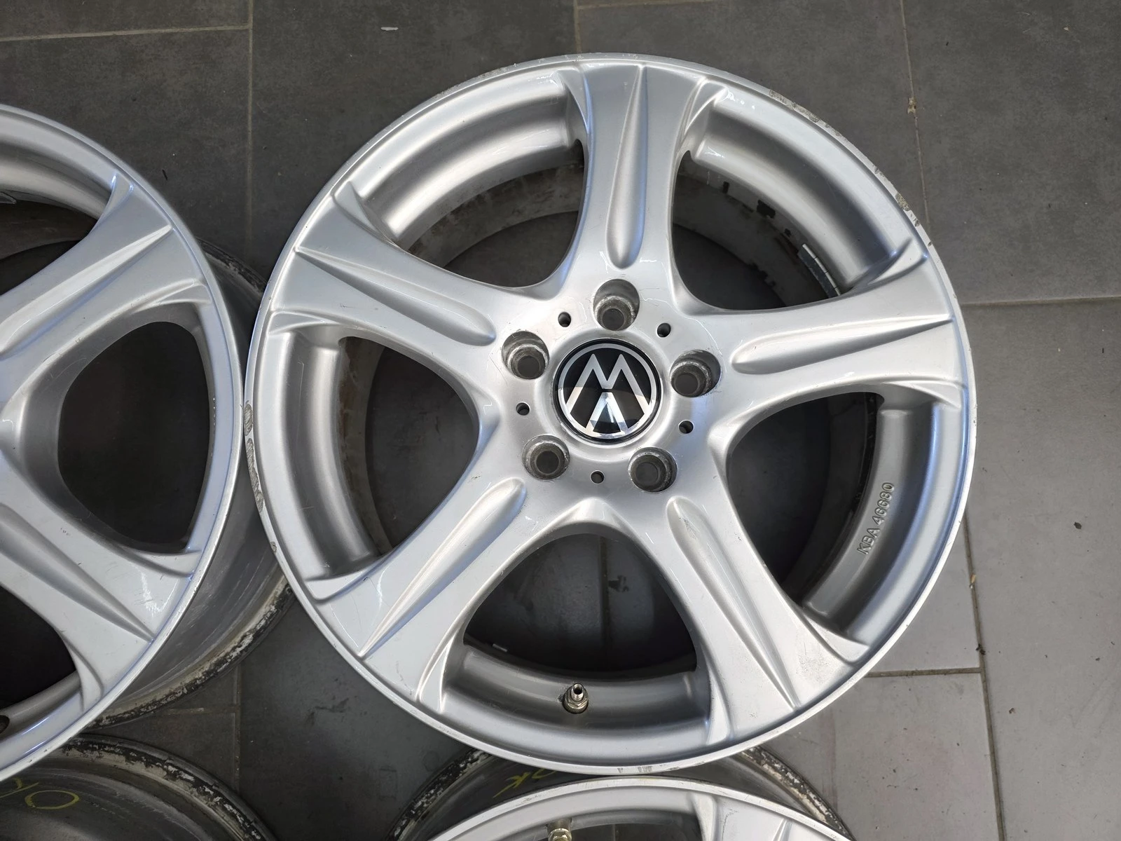 Джанти за VW, снимка 2 - Гуми и джанти - 56723645