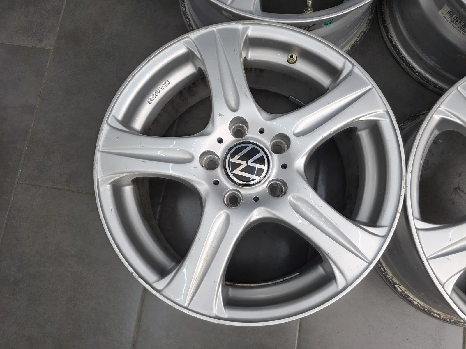 Джанти за VW, снимка 4 - Гуми и джанти - 56723645
