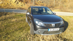 Dacia Sandero, снимка 3 - Автомобили и джипове - 44438477