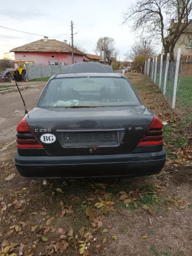 Mercedes-Benz C 250 На части, снимка 6