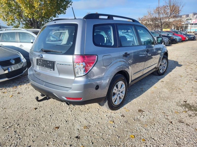 Subaru Forester 2.0i 4x4 газ, снимка 4 - Автомобили и джипове - 38716212