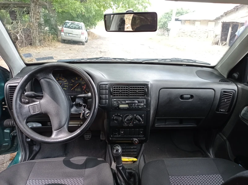 Seat Ibiza, снимка 11 - Автомобили и джипове - 47019020