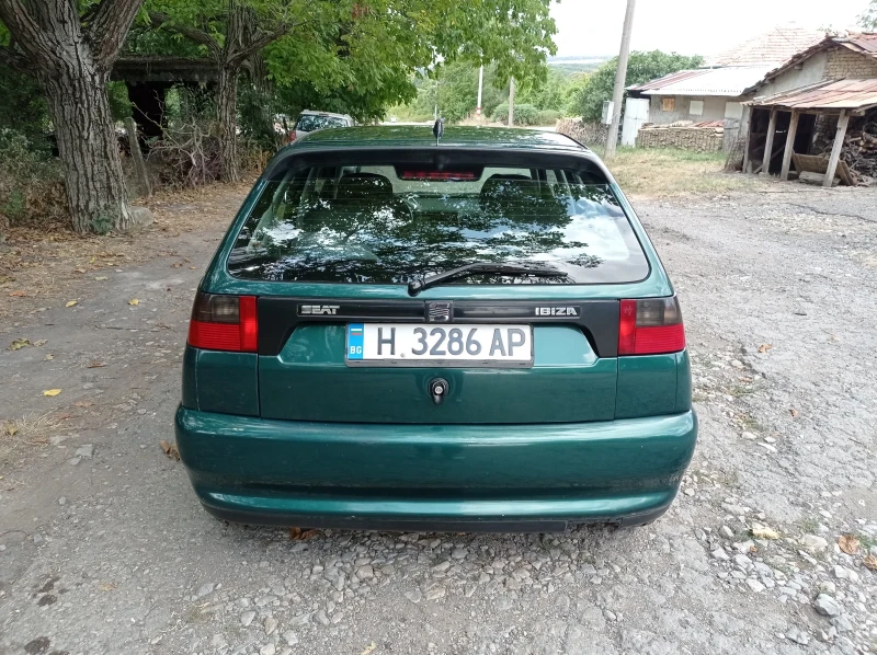 Seat Ibiza, снимка 3 - Автомобили и джипове - 47019020