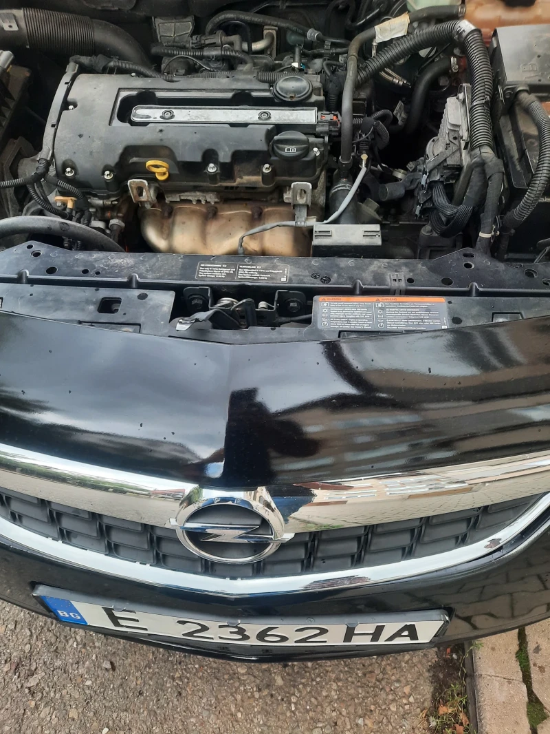 Opel Astra, снимка 9 - Автомобили и джипове - 48384271