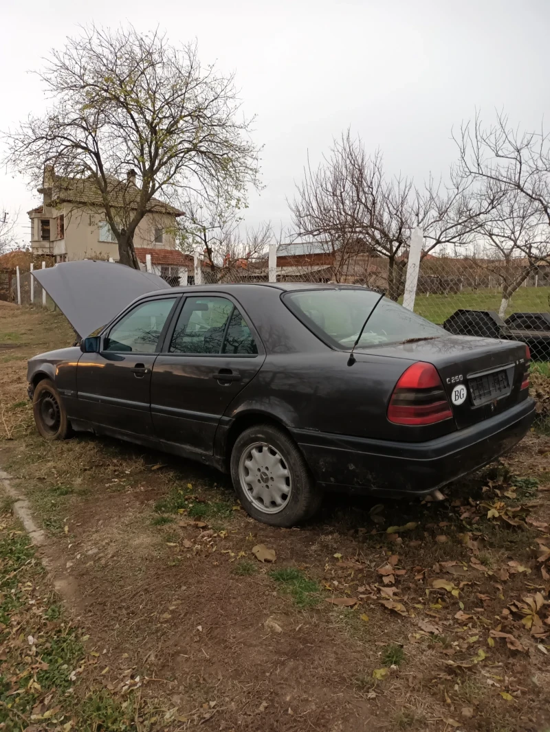 Mercedes-Benz C 250 На части, снимка 1 - Автомобили и джипове - 48103979