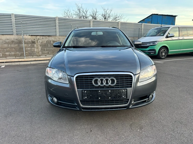 Audi A4 2.0TDI, снимка 6 - Автомобили и джипове - 48409087