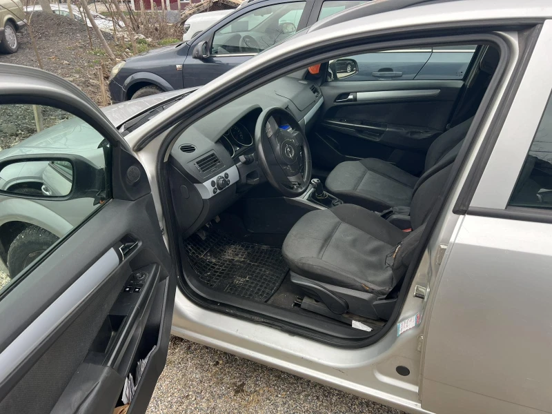 Opel Astra, снимка 8 - Автомобили и джипове - 48769199