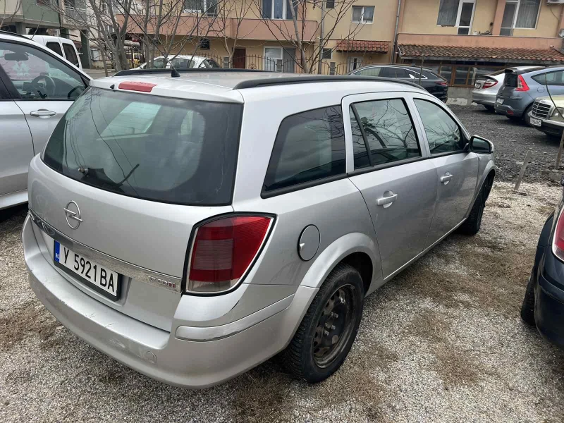 Opel Astra, снимка 9 - Автомобили и джипове - 48769199