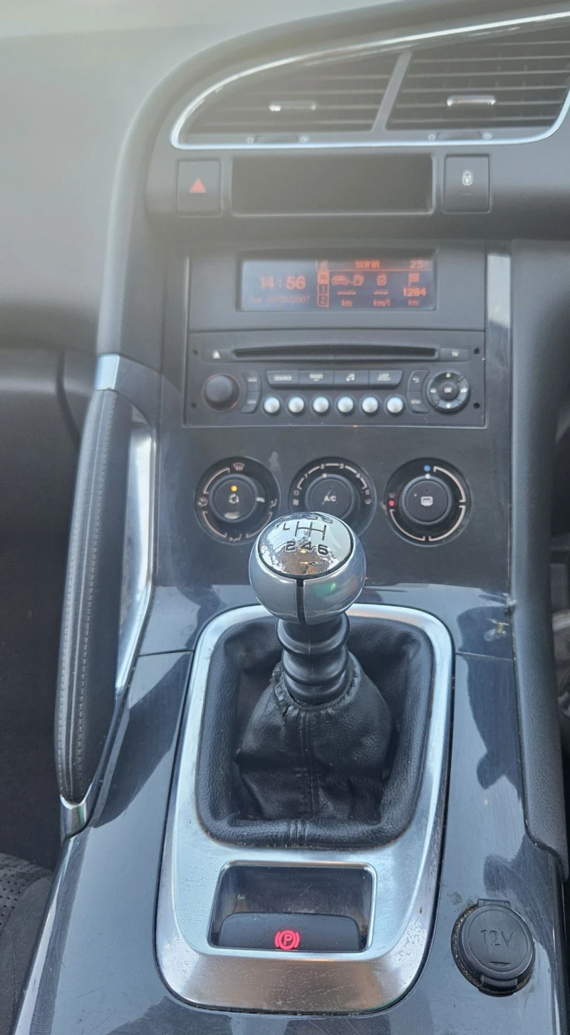 Peugeot 3008 1.6 hdi, снимка 10 - Автомобили и джипове - 52262547