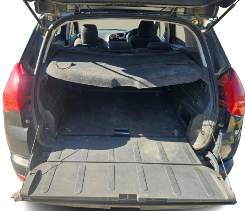 Peugeot 3008 1.6 hdi, снимка 5 - Автомобили и джипове - 52262547