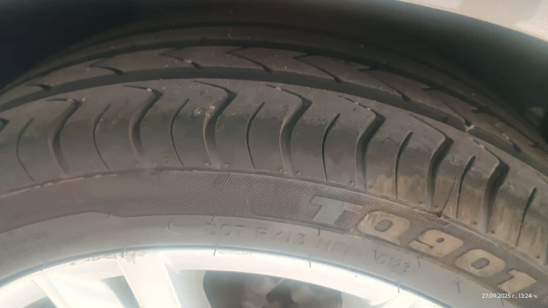 VW Sportsvan 1.6 TDI 110 к.с, снимка 7 - Автомобили и джипове - 52928479