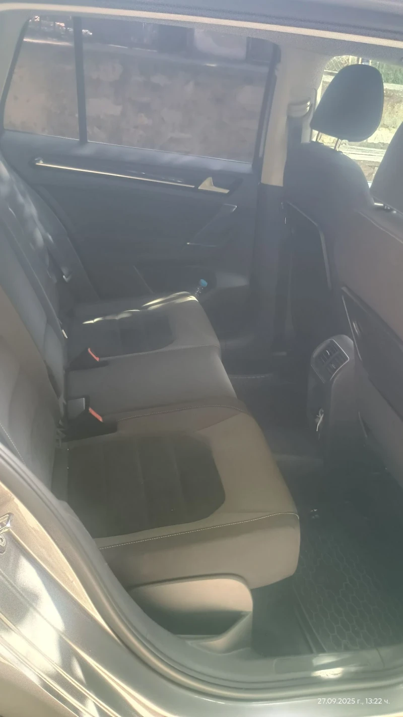 VW Sportsvan 1.6 TDI 110 к.с, снимка 12 - Автомобили и джипове - 52928479