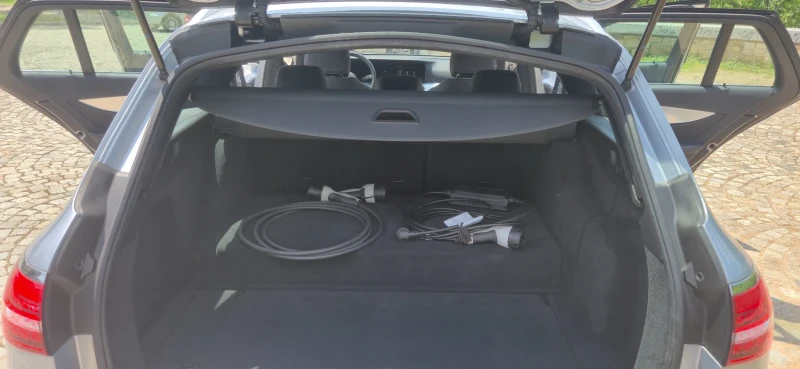 Mercedes-Benz E 300, снимка 12 - Автомобили и джипове - 53162625