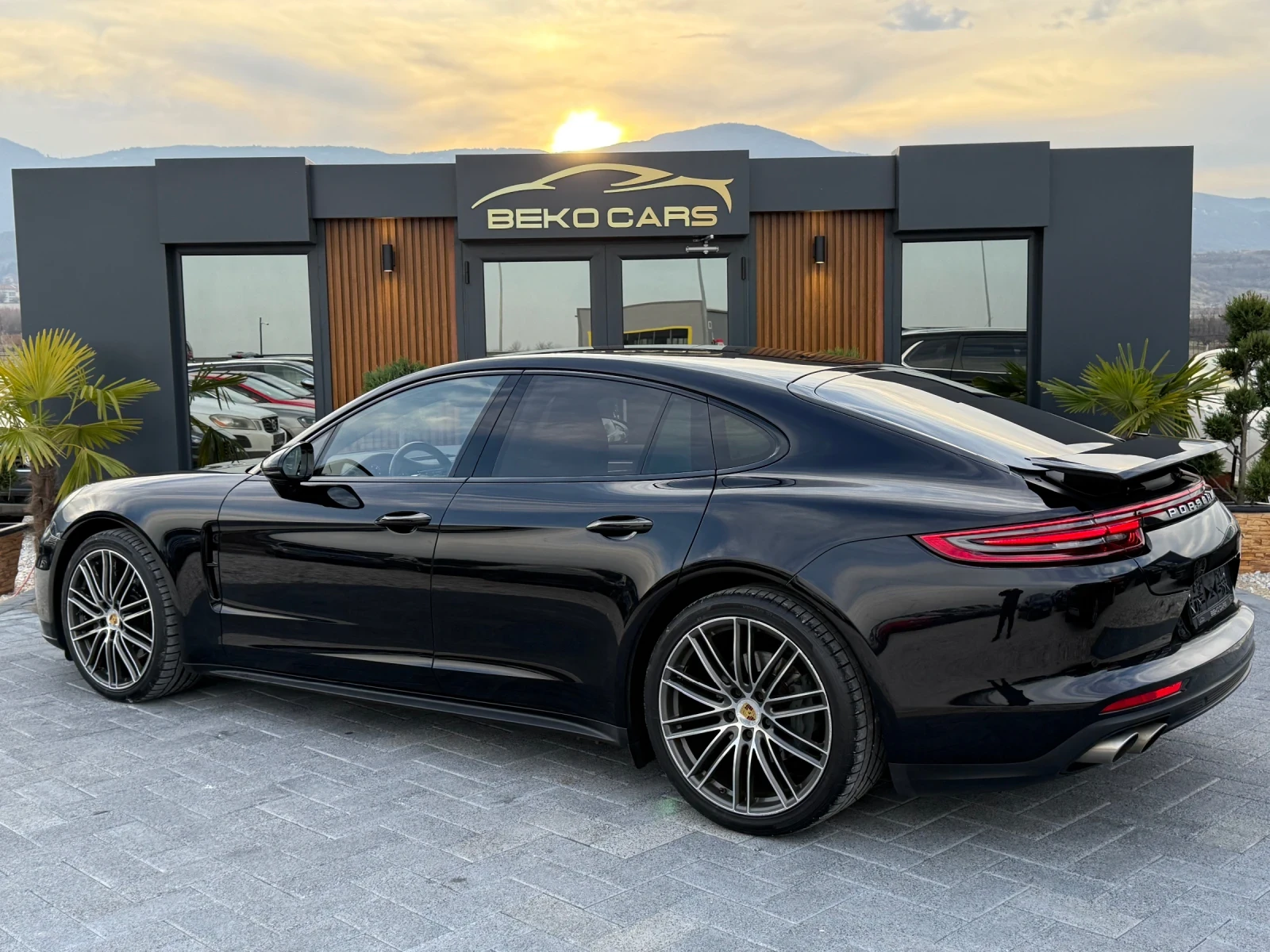 Porsche Panamera 4s/4.2дизел/Дистроник/360камера/ - изображение 6