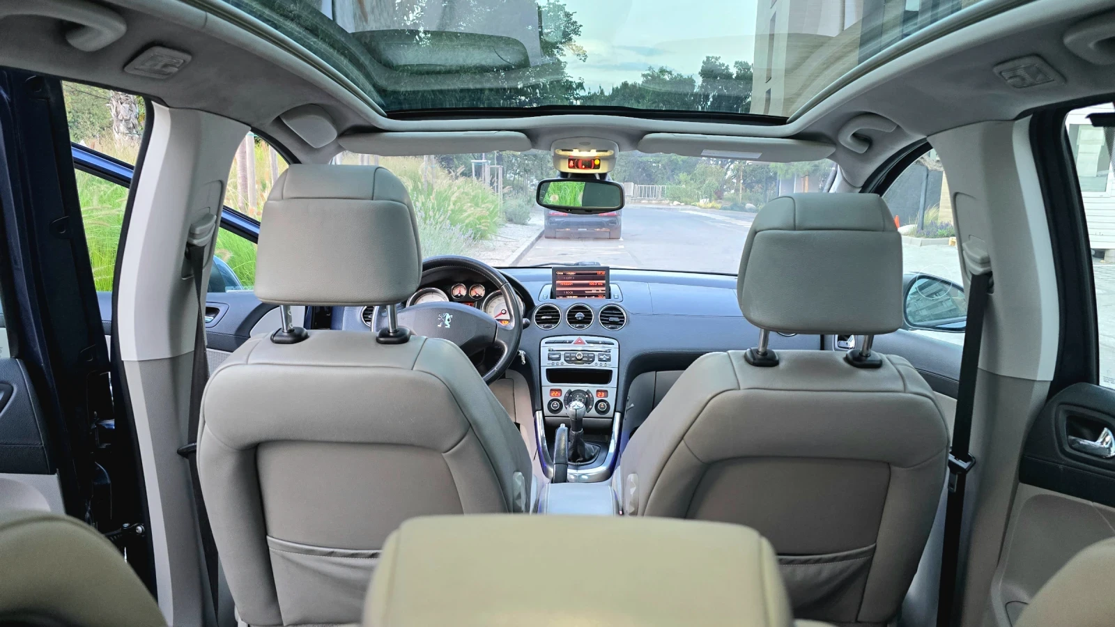 Peugeot 308 1.6 HDI - изображение 8