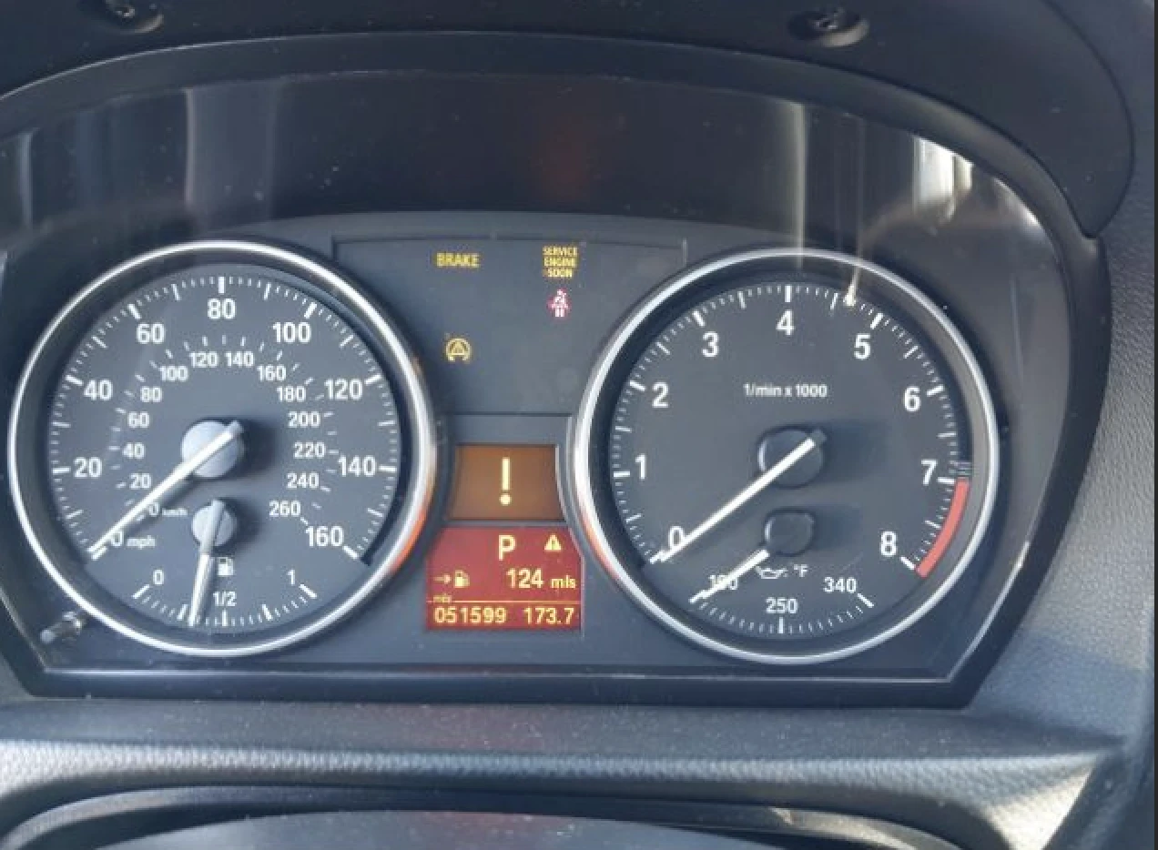 BMW 335 червен салон, harman/kardon,  - изображение 7