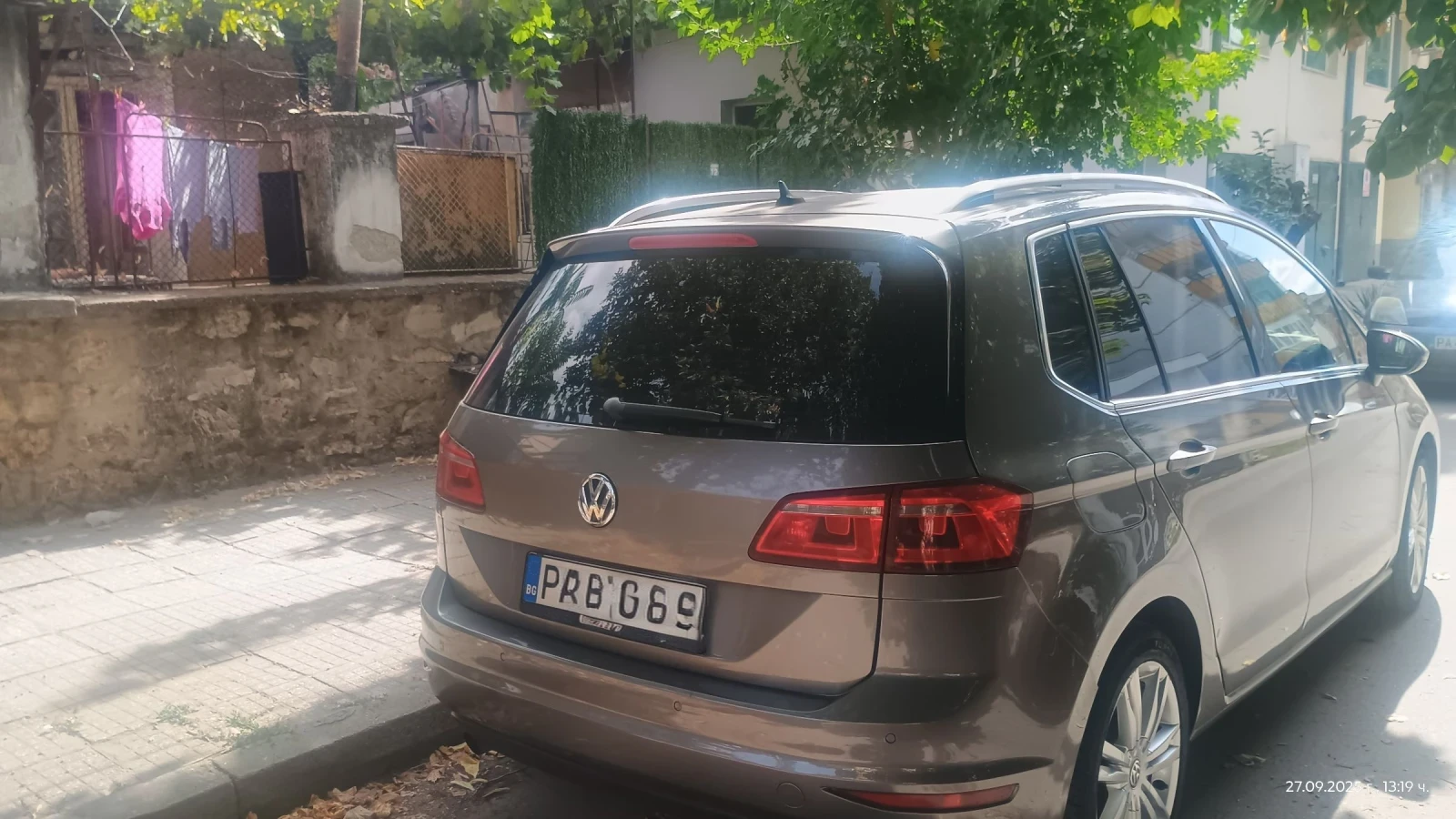 VW Sportsvan 1.6 TDI 110 к.с - изображение 3