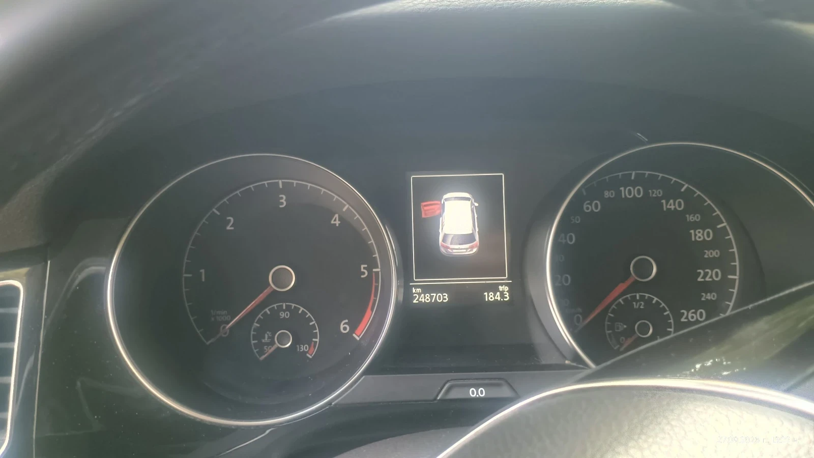 VW Sportsvan 1.6 TDI 110 �.� | Mobile.bg � ����������� 13