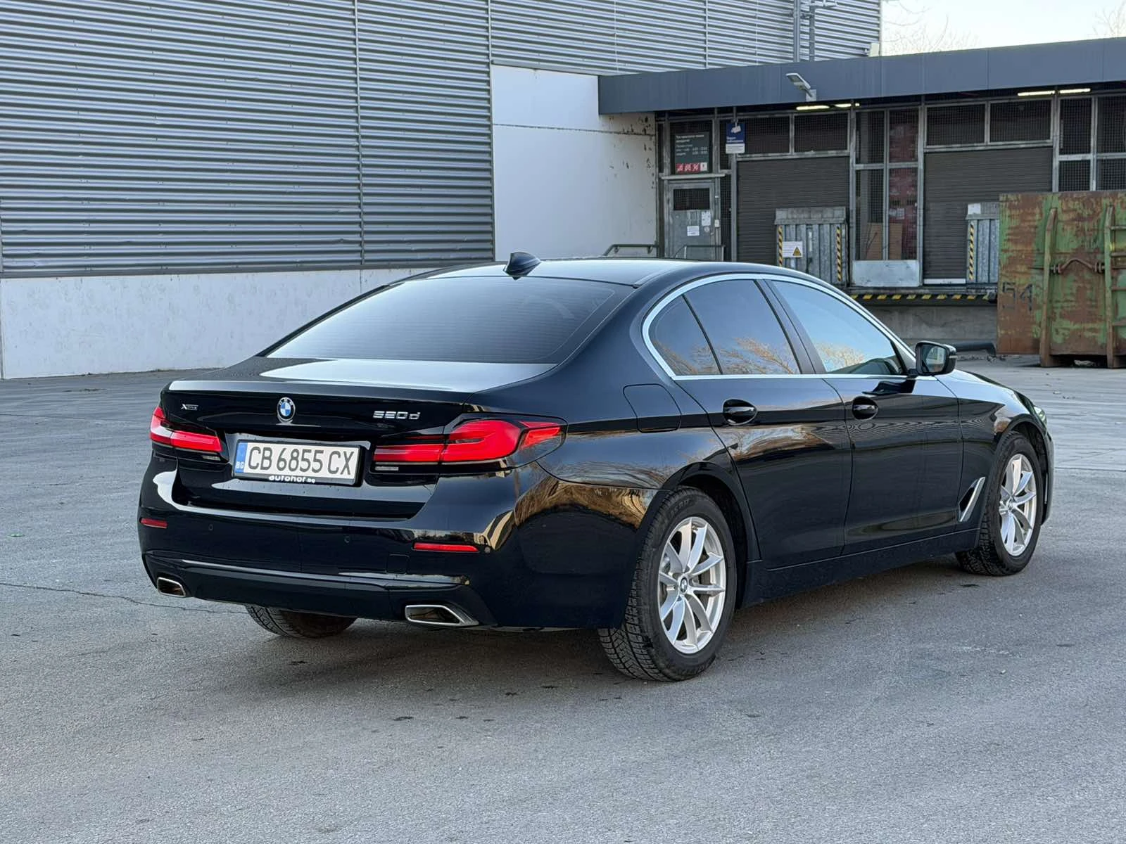 BMW 520 xDrive 190 к.с. 8АТ - изображение 4