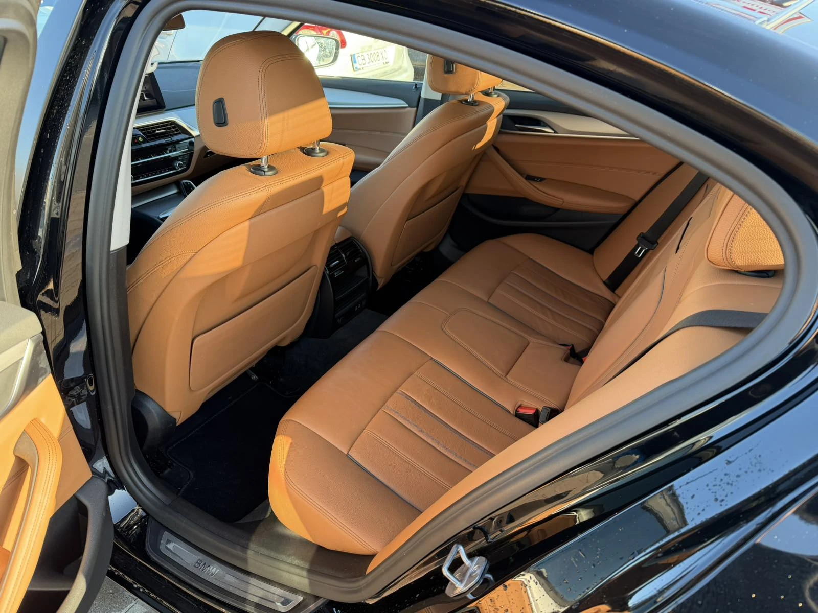 BMW 520 xDrive 190 к.с. 8АТ - изображение 8