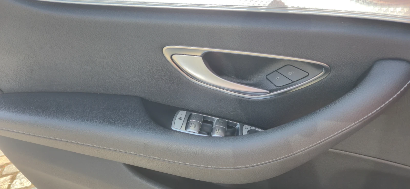 Mercedes-Benz E 300 | Mobile.bg � ����������� 11