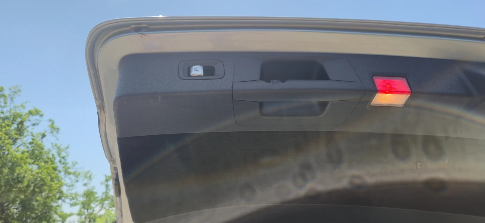 Mercedes-Benz E 300 | Mobile.bg � ����������� 17