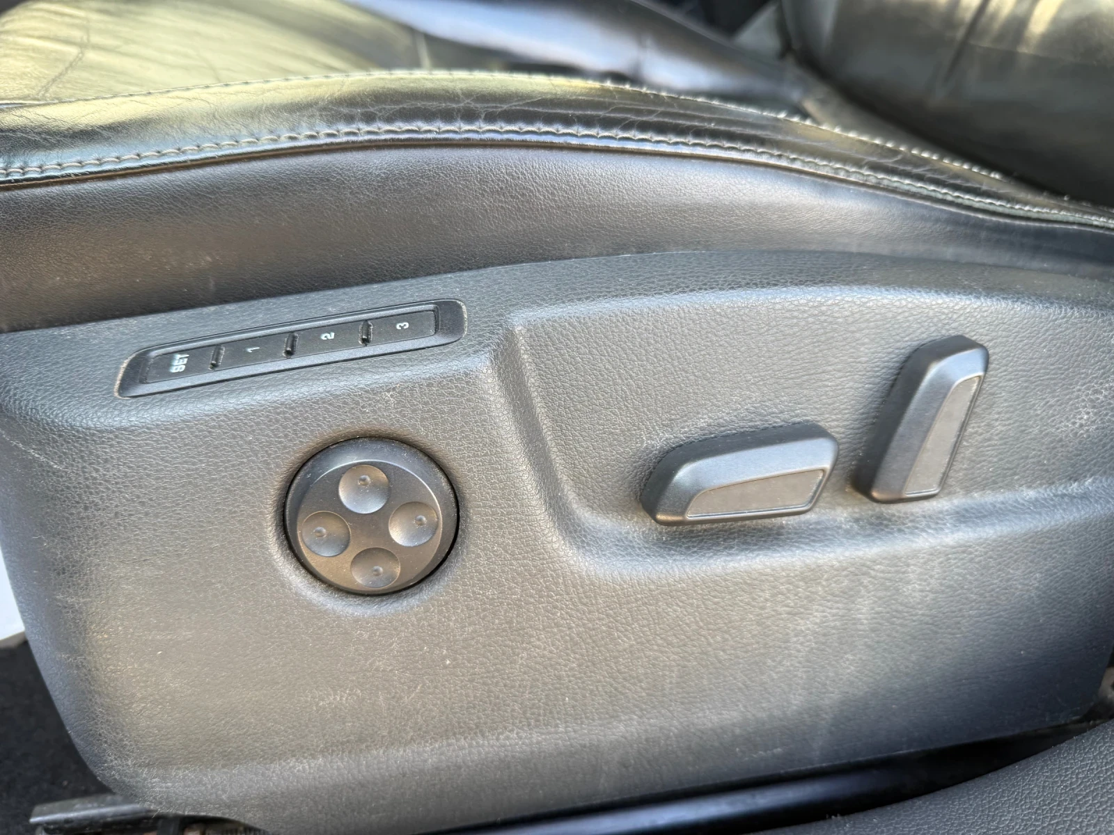 Skoda Superb 2.0TDI+ 140kc+ BiXenon+ Euro5B+ Кожа, снимка 15 - Автомобили и джипове - 53985232