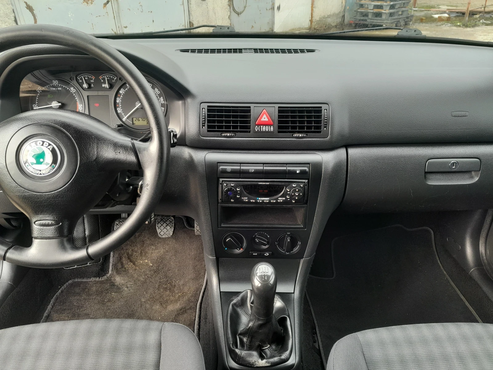 Skoda Octavia 1.9 TDI 101 PS, снимка 11 - Автомобили и джипове - 54046040