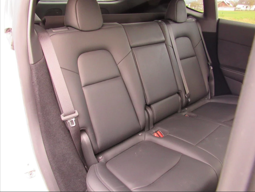 Tesla Model Y Performance 78 kWh - Dual Motor - El, снимка 9 - Автомобили и джипове - 54123487