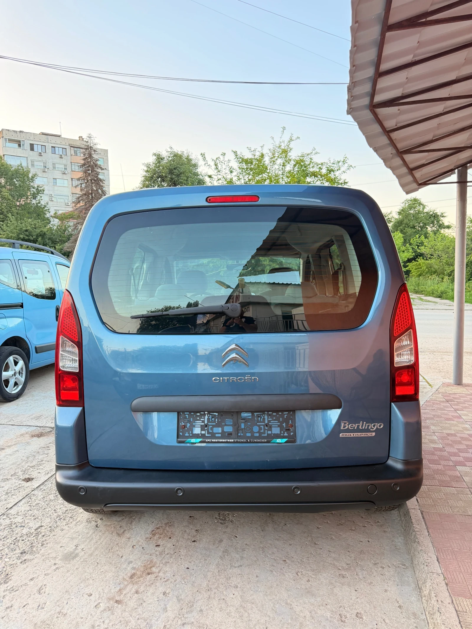 Citroen Berlingo 1.6hdi, снимка 5 - Автомобили и джипове - 54683404