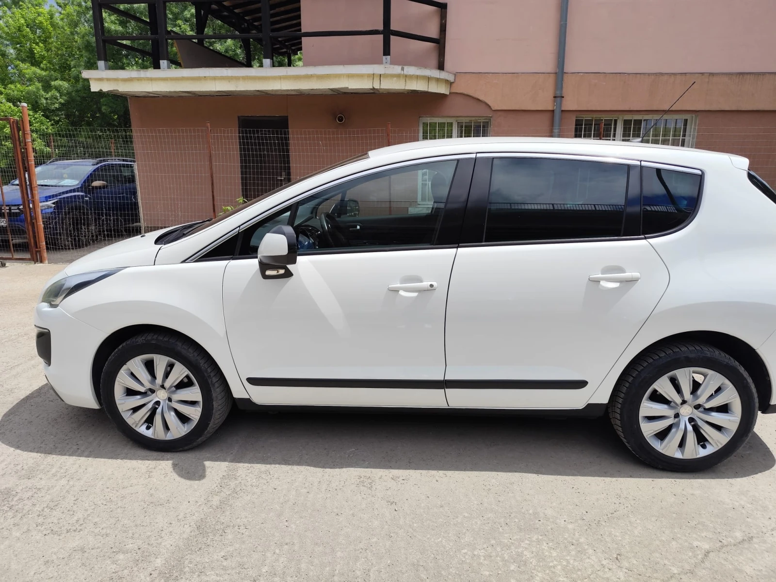 Peugeot 3008 BLUE HDI